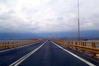 Ανοιχτή μέχρι νεωτέρας η Γέφυρα των Σερβίων