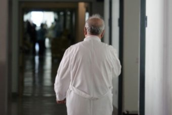 Δύο απολύσεις εργαζομένων επίκεινται στο Μαμάτσειο Νοσοκομείο